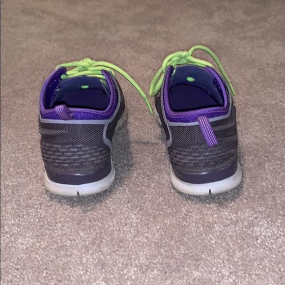 Nike Running Shoes - Picture 4 of 5